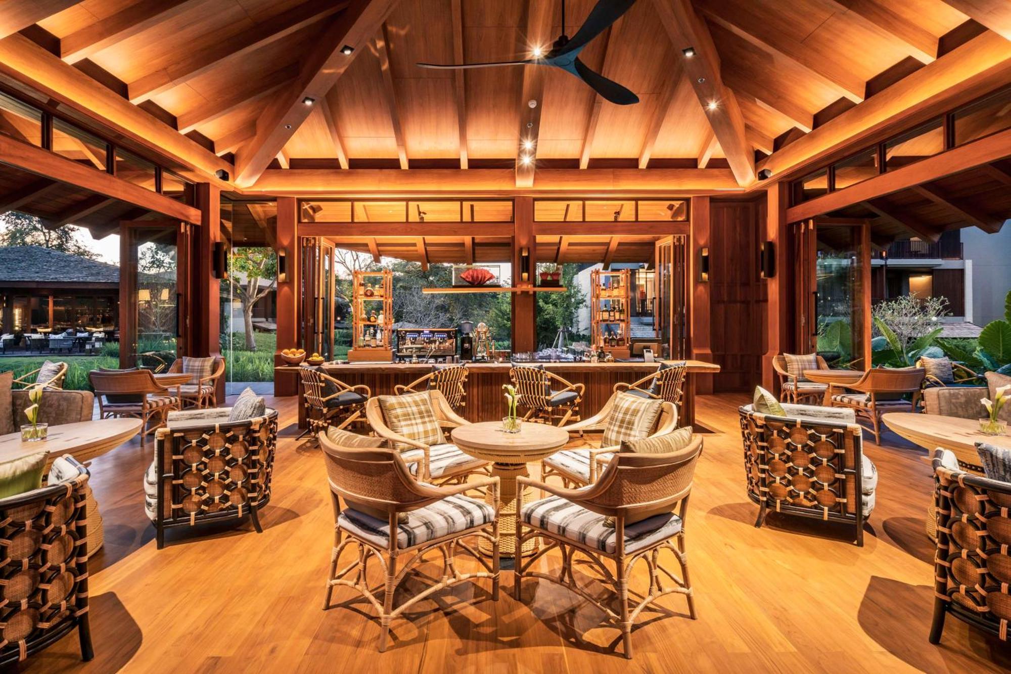 Andaz Pattaya Jomtien Beach, By Hyatt Exterior photo